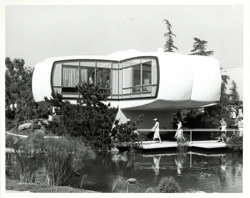 Disney Publicity Photo (1950s): Monsanto House of the Future