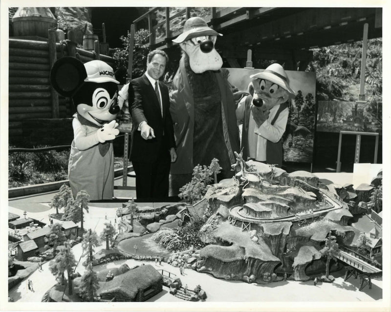 Disney Publicity Photo (1987): Michael Eisner Unveils Splash Mountain